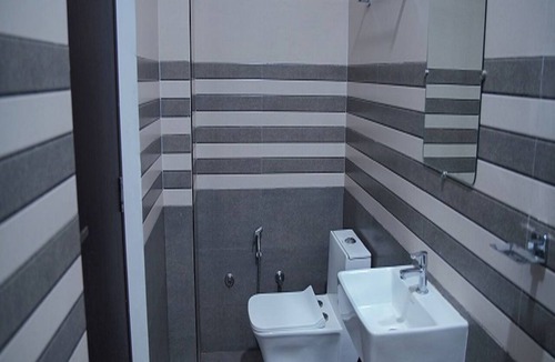 Mayiladuthurai Hotel | Lakshmi Residency and Mini Hall