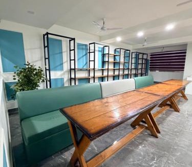 Rohtak Hotel | Landlord Premier