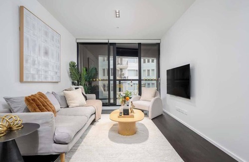 Melbourne Apartment | LaneStay - Elevated 2B2B w Pool, Gym and Parking