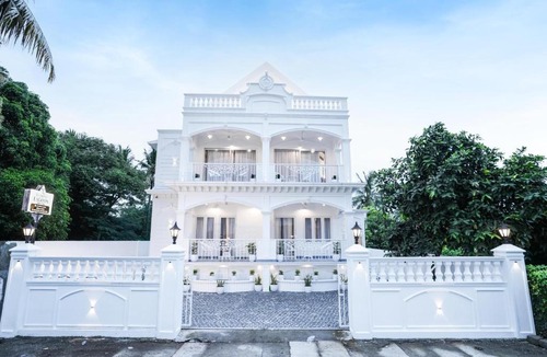 Kochi House | Le Mont Lagoon Home Stay