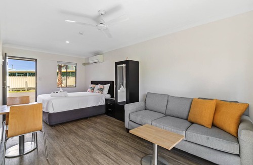 Lemon Tree Passage Hotel | Lemon Tree Passage Motel