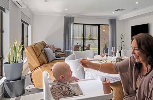 Leneva House | Leneva Stays only 3 minutes from Wodonga and 10 minutes to albury