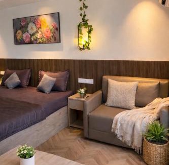 Jaypee Greens Apartment | Luna Stays
