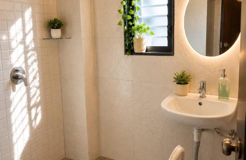 Aundh Apartment | LuxeBnb - Hill View 2bhk Baner