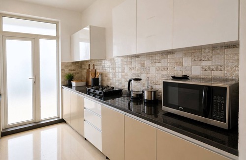 Zirakpur Apartment | Luxury 3BHK Stay | VIP Road Zirakpur | Near Chandigarh Airport