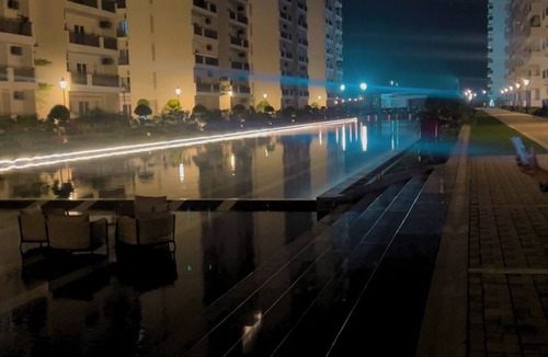 Sohna Apartment | Luxury Pool and Lake View Studio