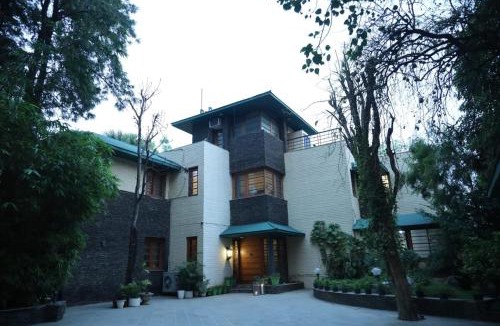 Sainik Farm Ski Chalet | Luxury Retreat , Sainik Farm near Saket