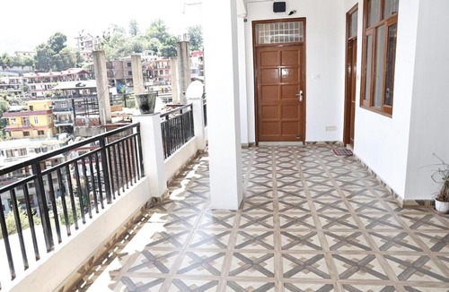 Bajoral Khurd House | Luxury Suite in the heart of city Home Stay Solan