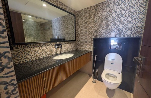 Tapovan Apartment | Majestic Aloha Ganga View Apartment