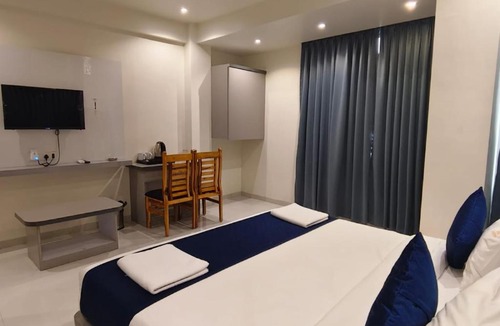 Navi Mumbai Hotel | Marina Executive Rooms