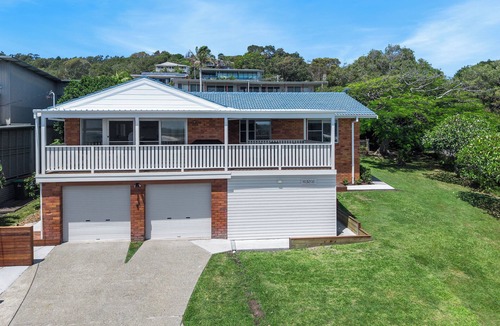 Crescent Head House | Marisco: A Modern Beach House Retreat