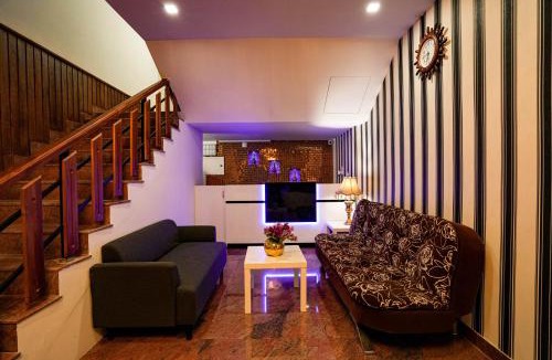 Kuzhuppilly Cabin | Melanna Cherai Beach