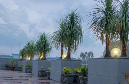 Tirora Hotel | Mg Regency
