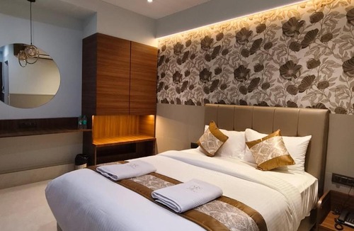 Thane West Hotel | Mi Residency Lodging & Boarding