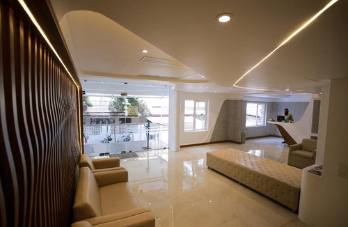 Shenoys Hotel | Millennium Continental