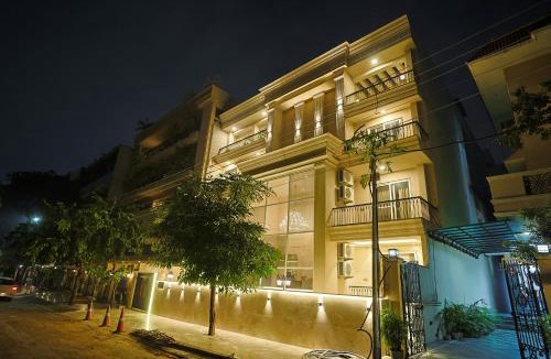 DLF Phase 3 Hotel | Millora Cyber Suites, DLF Phase 3