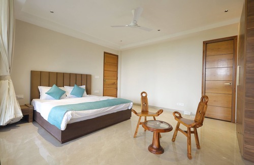 Dharampur Hotel | MINARA MEADOWS