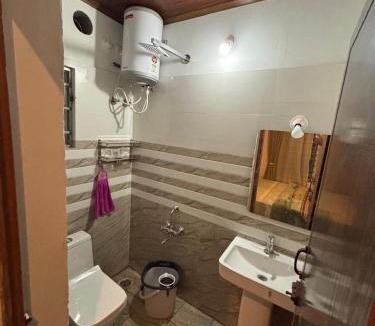 Kakabe House | Montvista - A Peaceful Retreat in Yevakapadi