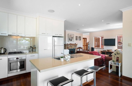 Deepdene House | Moondyne Estate Augusta with Pool, Tennis Court and Ocean Views