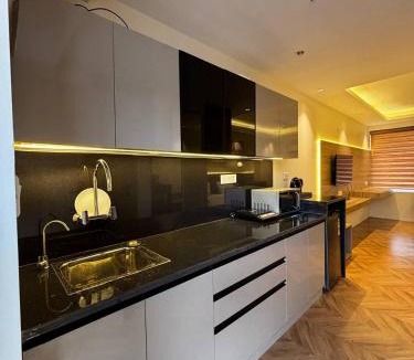 Jaypee Greens Apartment | moonstone studio