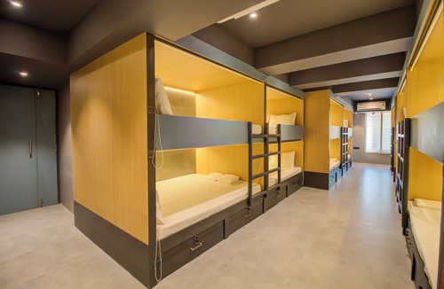 Malad West Hostel | Mumbai Dorms