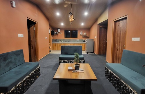 Naggar Cottage | Naggar Studio- 3BHK Homestay by Homeyhuts