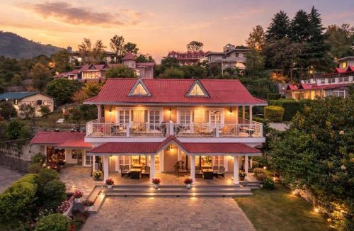 Bhimtal Resort | Neelesh Inn - Luxury Lake View Resort with Swimming Pool on Bhimtal Lake