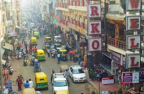 Paharganj Cabin | New Comfort Stay 2 Mints Walking Distance From New Delhi Railway Station