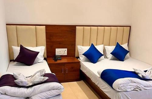 Adyar Hotel | New Mangalore Inn