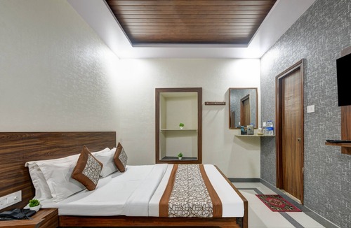 Old Delhi Hostel | New Royal Hotel