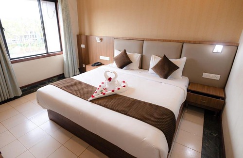 Ramanattukara Hotel | Nexstay Hotel Calicut Gate