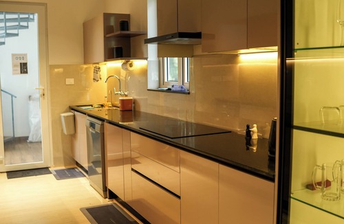 Kodungallur House | Ocean Whisper Luxury Beach Villa with sea view from every room
