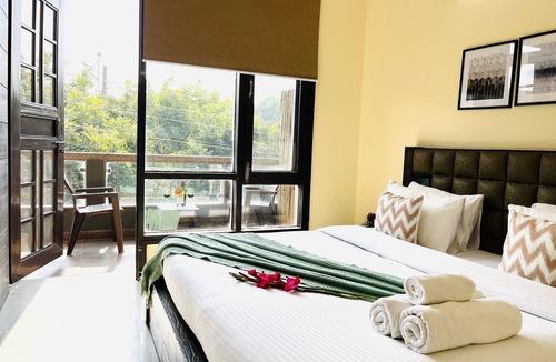 Sushant Lok Apartment | Olive Service Apartments Artemis Gurgaon