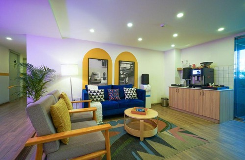 Bangalore City Center Hotel | Olive Zip Richmond Circle by Embassy Group