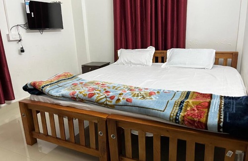 Elappara Cabin | Olivesquare Tourist Home Elappara Vagamon