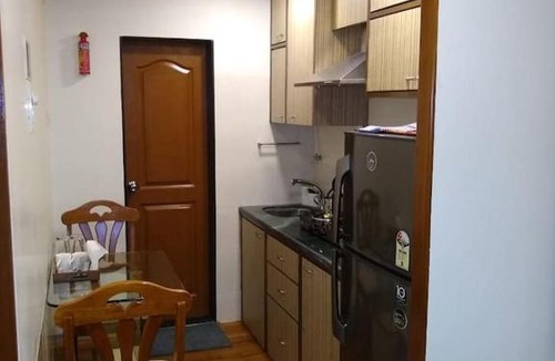 Bandra West Apartment | Plush Studio in the Heart of Bandra