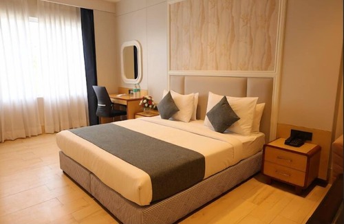 Bareilly Hotel | Prakash Continental