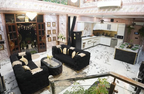 Faridabad House | Premium 5BHK Luxury Villa with Private Pool – RasKunj by Vistaflo