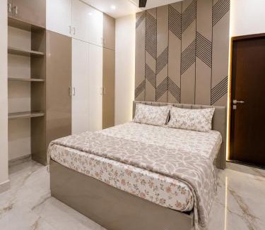Tirupati Apartment | Premium and Luxurious 4BHK Duplex Villa for upto 40 people with Kitchen bathtub in Tirupati near railway staion and close to Temples