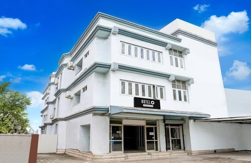 Daulatabad House | PremiumHotel Shree Maya