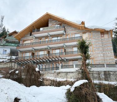 Manali Ski Chalet | Private Villa Alpine Escape 6BHK