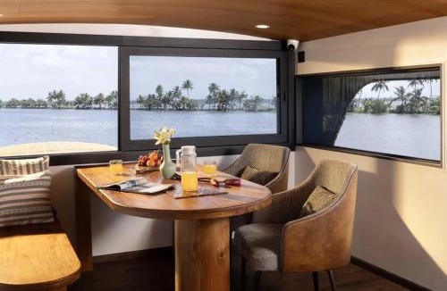 Erezha Boat Rental | Punjab Adventure Travels Houseboat Alleppey