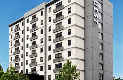 Mascot Apartment | Quest Mascot