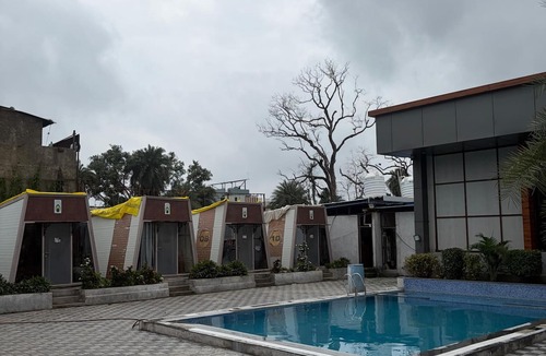 Rau Hotel | Radhakrishna Resort Indore
