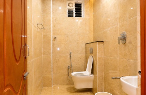 Chennai Hotel | Raja's Paradise Inn