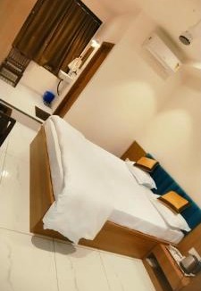 Valsad Hotel | Rajwadi Hotel Inn