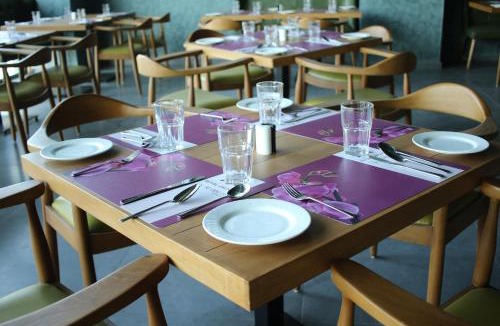 Pardi Hotel | Regenta Central Harsha Vapi