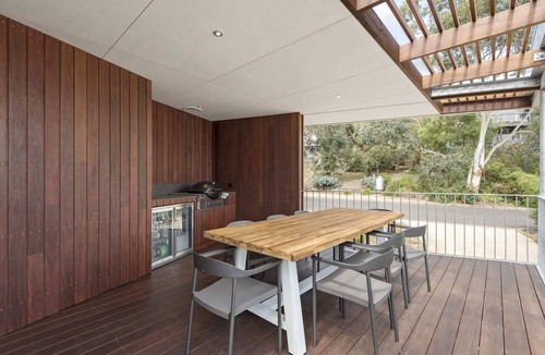 Anglesea House | Relaxing Masterpiece of Modern Living