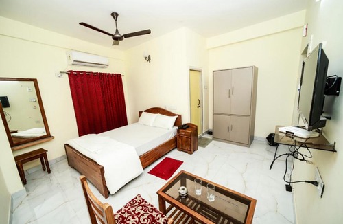 Barasat House | RISHIKA- Guest House