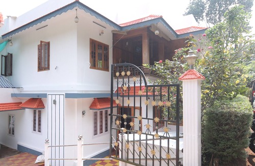 Elappara House | River Soul Villa/3-bedroom house in Riverside